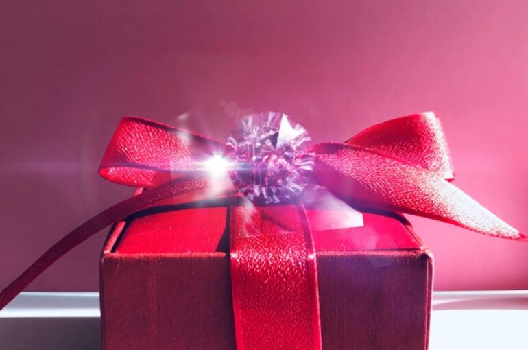 プレゼント【赤い箱】